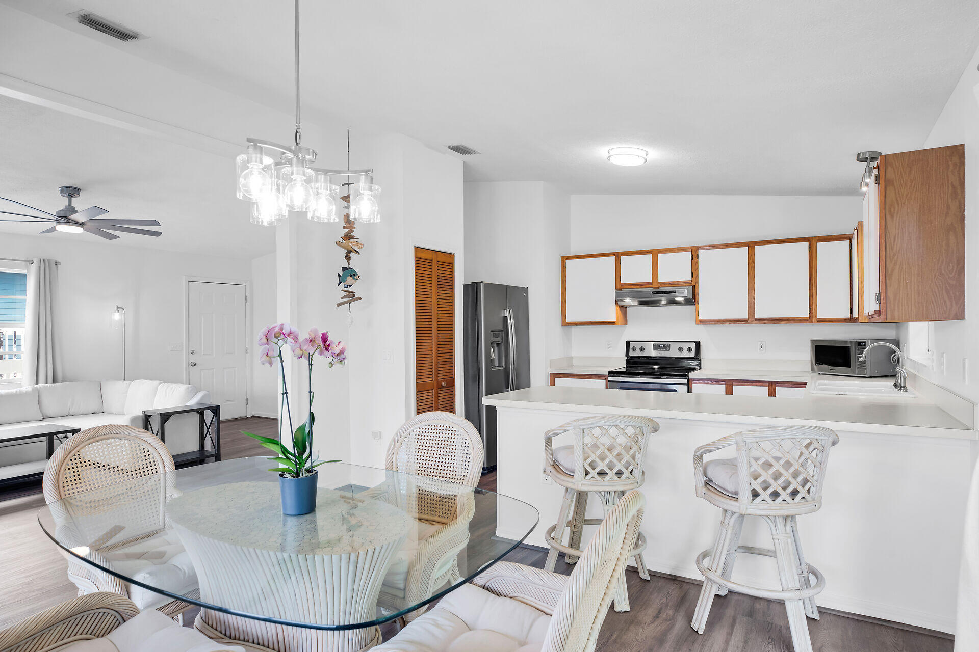 146 Tequesta Street Tavernier, FL 33070 - Photo 16 of 59 Open living concept