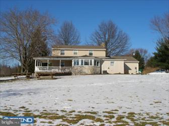 660 Clemens Road Telford, PA 18969 - Photo 6 of 6 Exterior Back