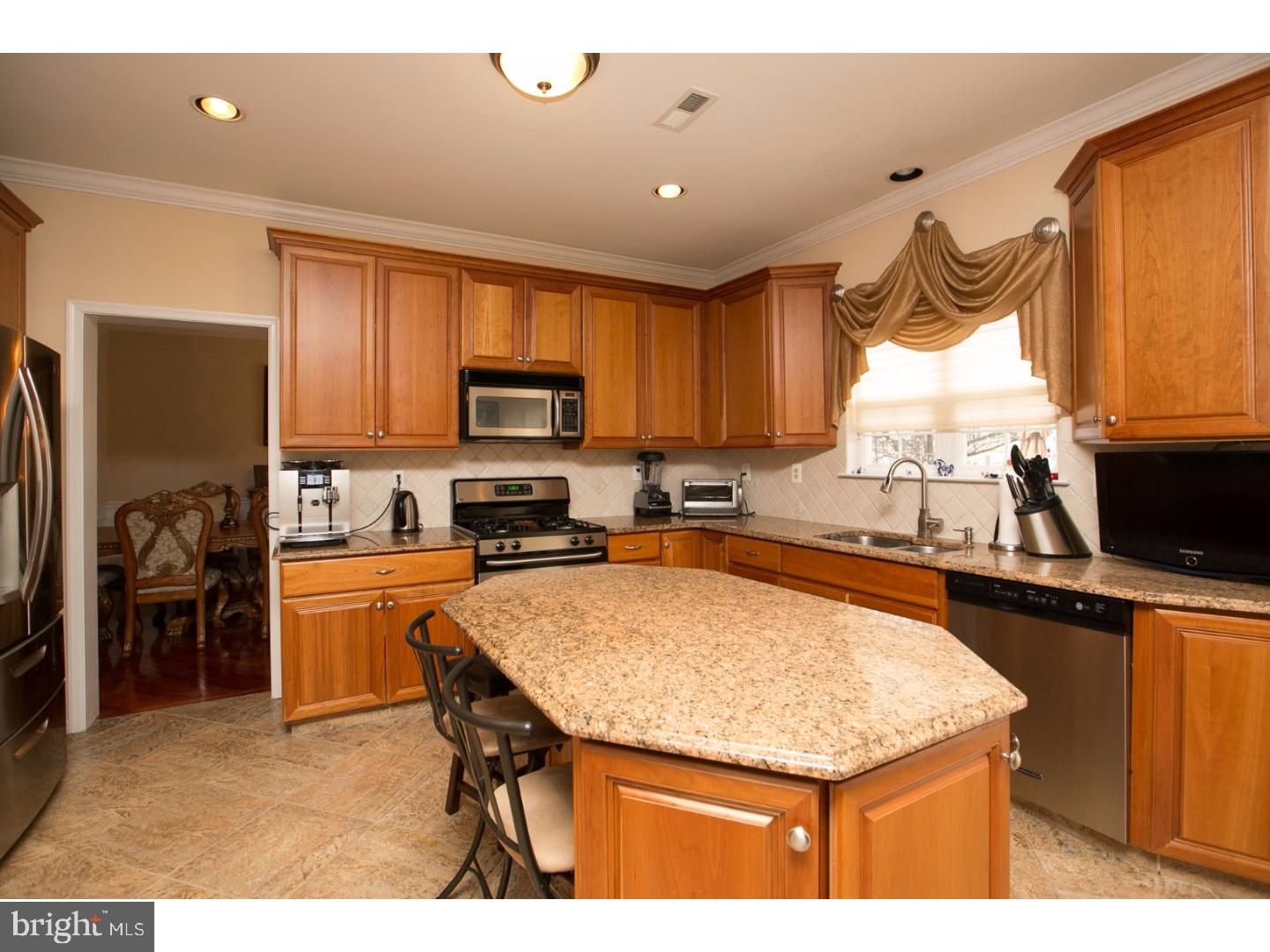 106 Statesman Road Chalfont, PA 18914 - Photo 12 of 25 Gallery Image 12