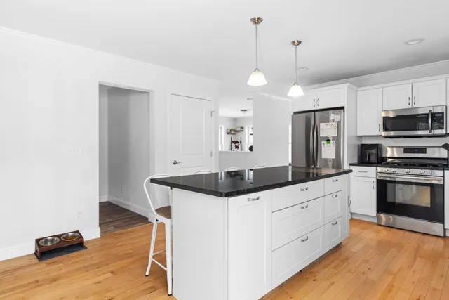 $769,000 | 107 Ann Marie Lane, Colchester, VT 05446