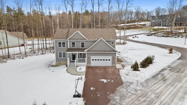 $769,000 | 107 Ann Marie Lane, Colchester, VT 05446