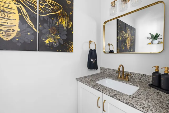 $769,000 | 107 Ann Marie Lane, Colchester, VT 05446