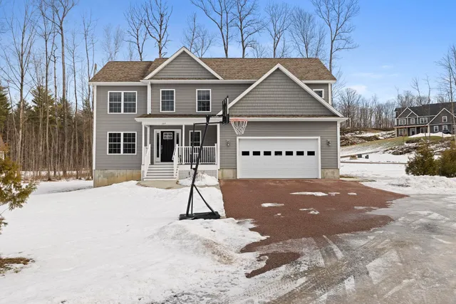 $769,000 | 107 Ann Marie Lane, Colchester, VT 05446