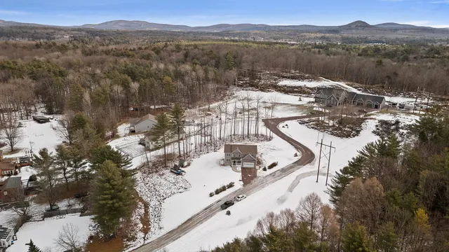 $769,000 | 107 Ann Marie Lane, Colchester, VT 05446