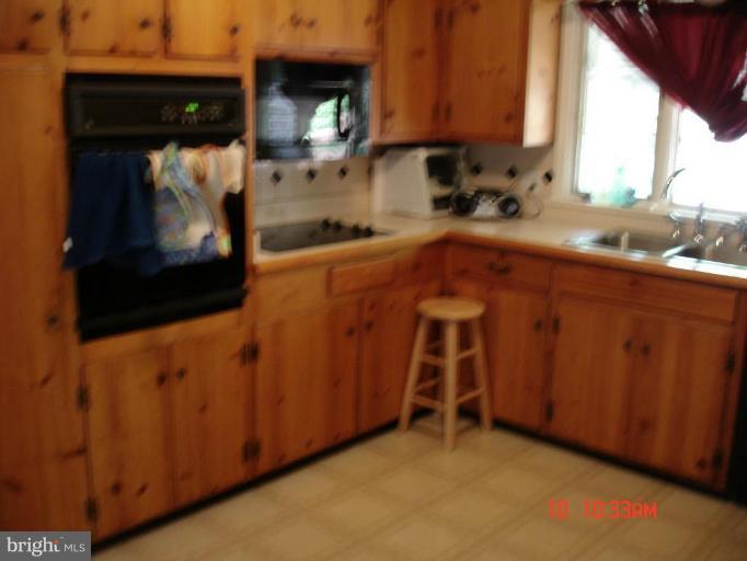 114 Hillendale Road Bel Air, MD 21014 - Photo 5 of 17 Kitchen