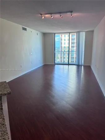 $3,100 | 9066 Southwest 73rd Court, Unit 1409, Miami, FL 33156