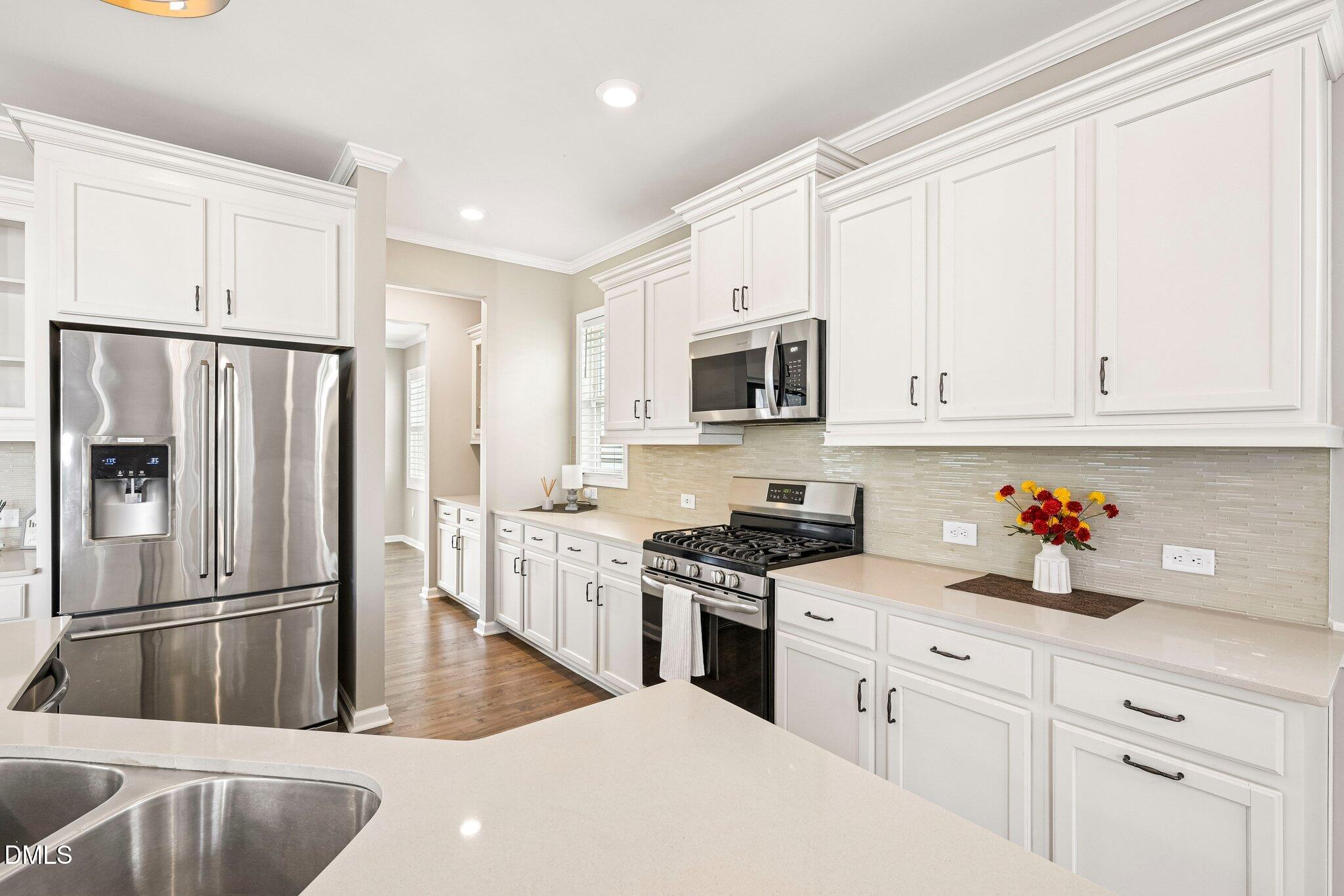 5517 Advancing Avenue Raleigh, NC 27616 - Photo 14 of 45 21-web-or-mls-Advancing Ave-S0909-021