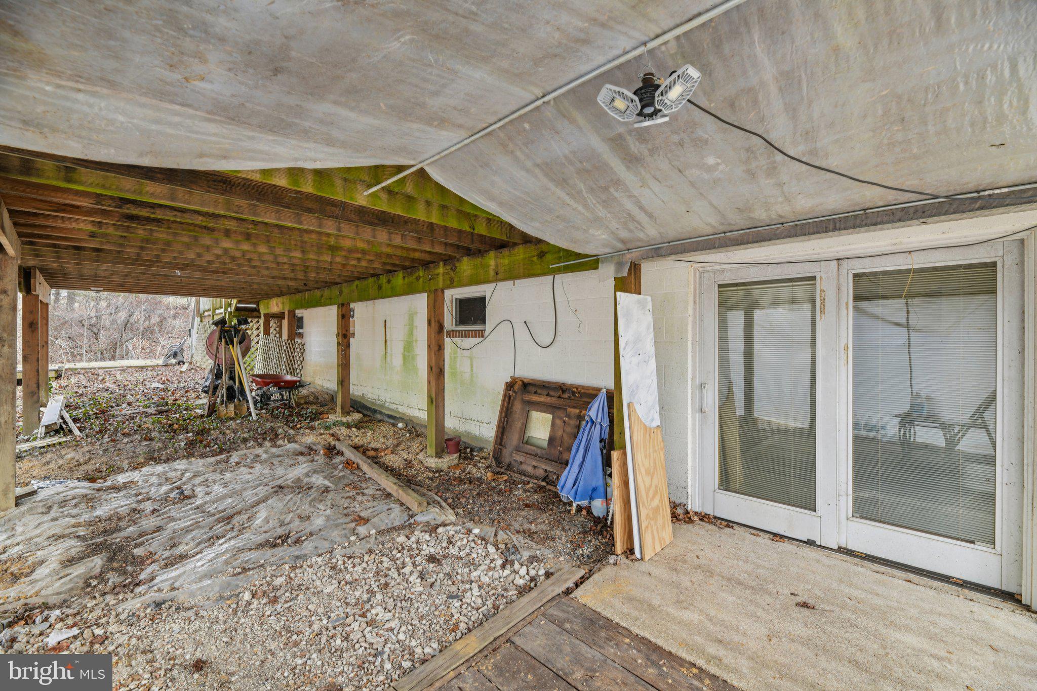 2650 Solomons Island Road Huntingtown, MD 20639 - Photo 40 of 44 a view of a backyard