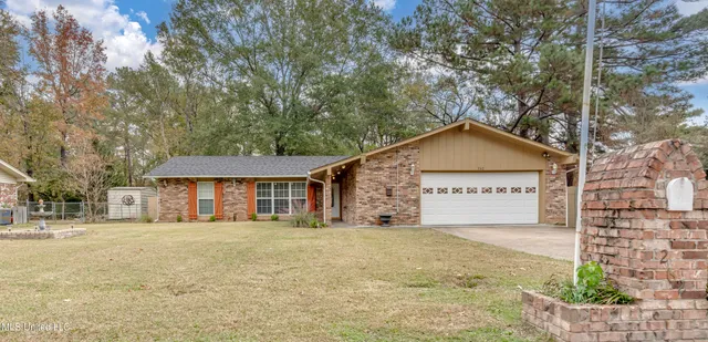 $210,000 | 262 Trojan Drive, Pearl, MS 39208