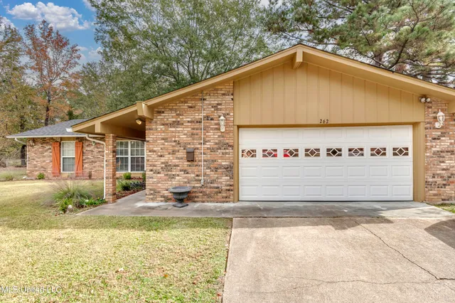 $210,000 | 262 Trojan Drive, Pearl, MS 39208