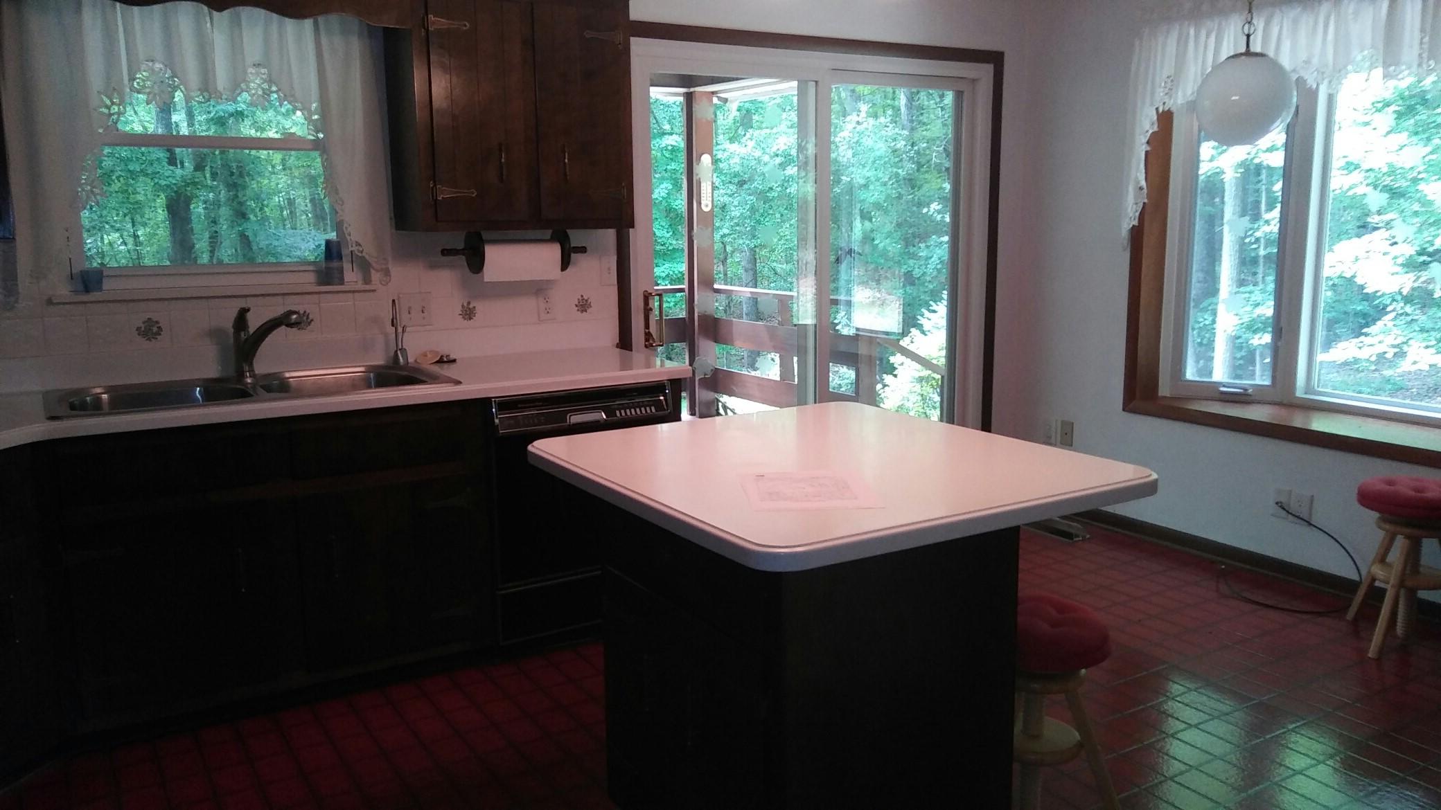 102 A Newridge Road Oak Ridge, TN 37830 - Photo 5 of 33 20170615_163506_resized