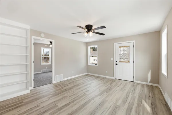$230,000 | 115 West 4th Street, Manawa, WI 54949