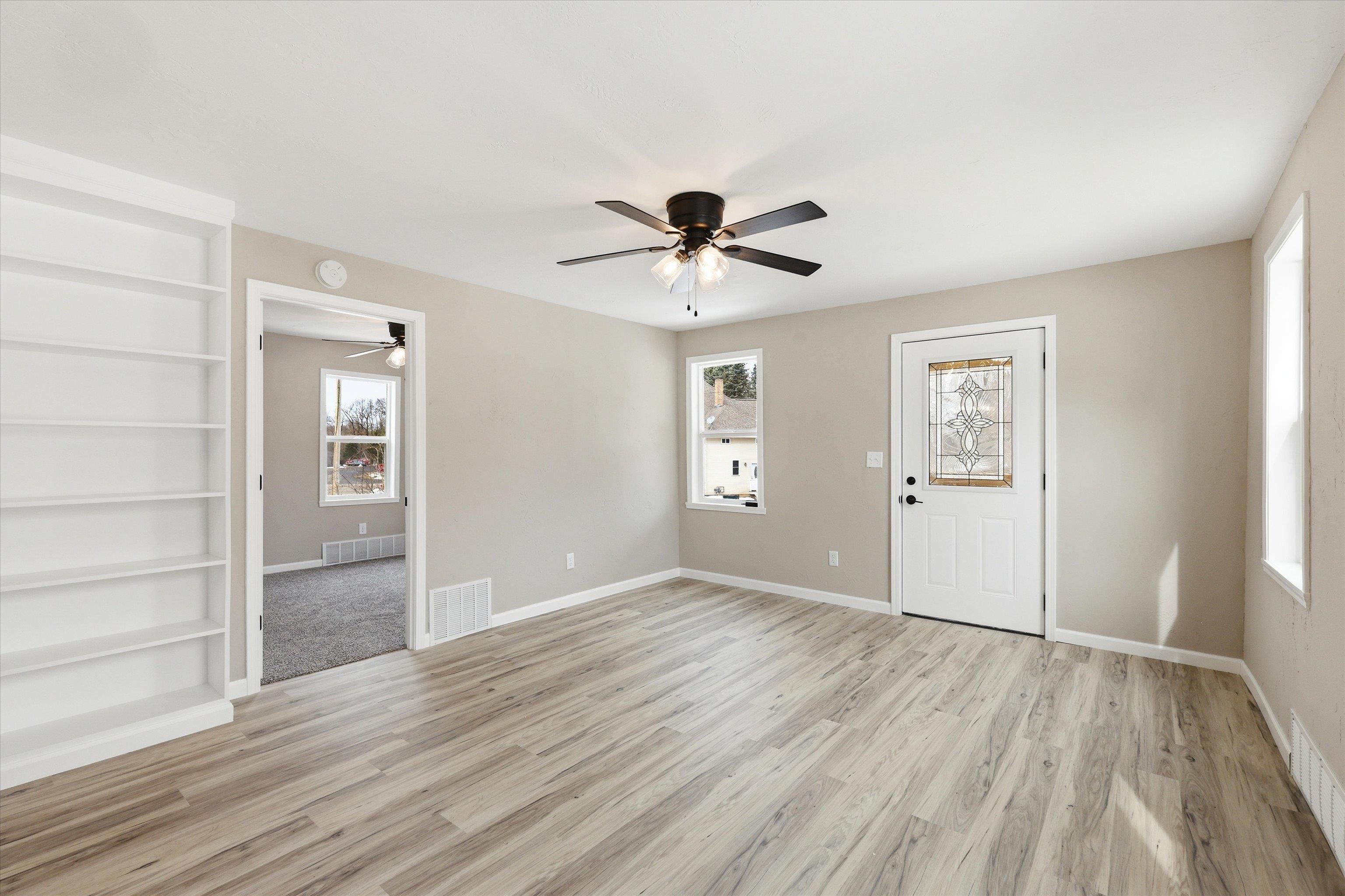 115 West 4th Street Manawa, WI 54949 - Photo 13 of 27