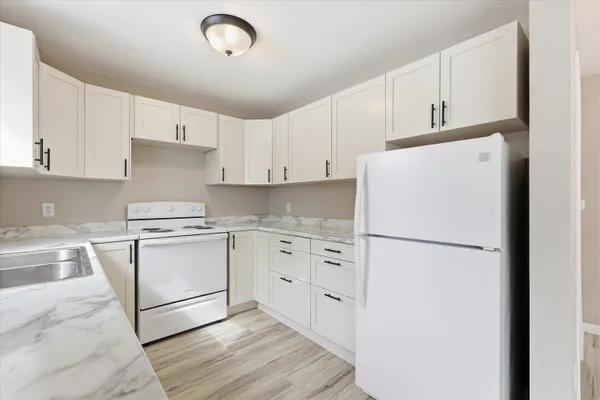 $230,000 | 115 West 4th Street, Manawa, WI 54949