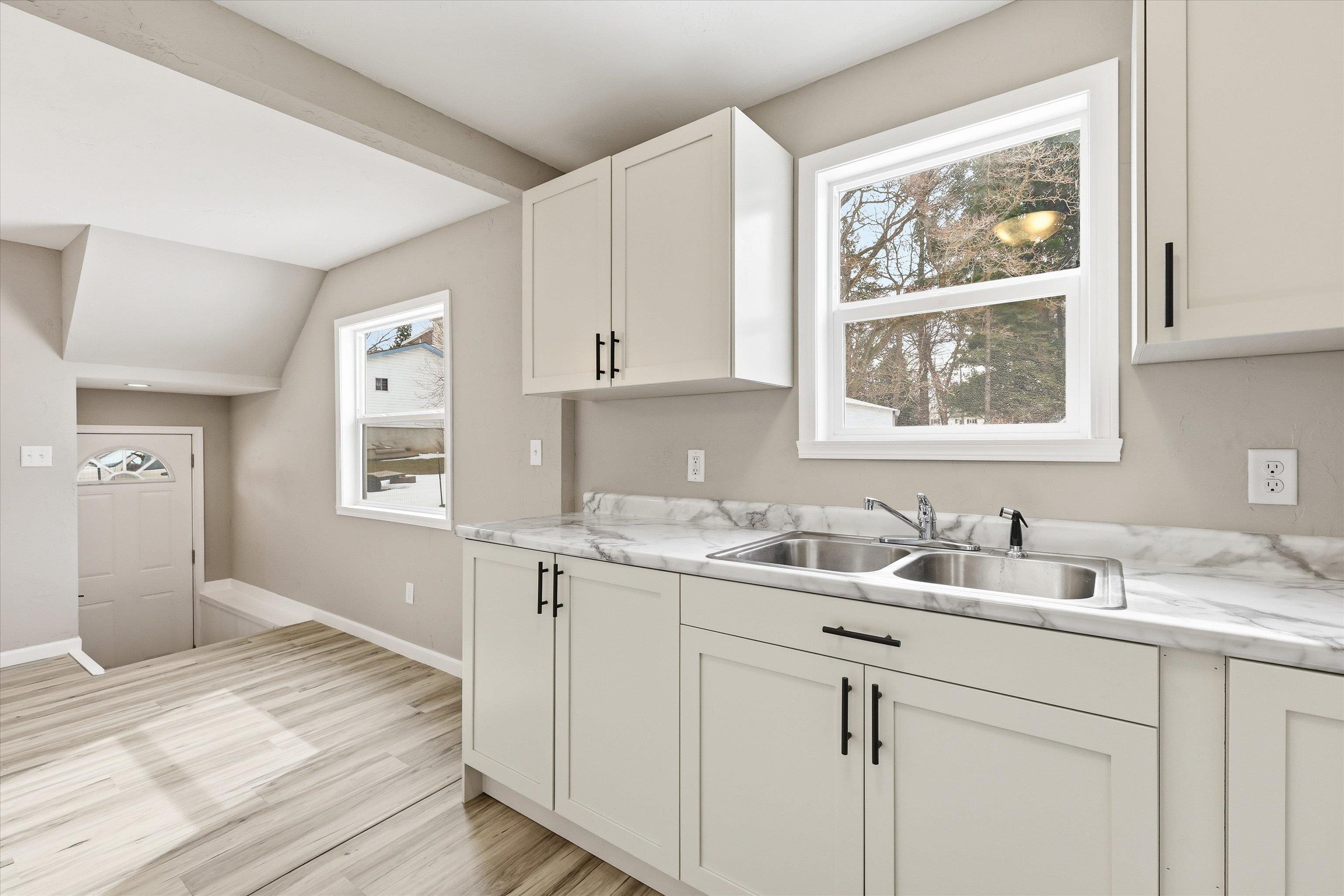 115 West 4th Street Manawa, WI 54949 - Photo 6 of 27