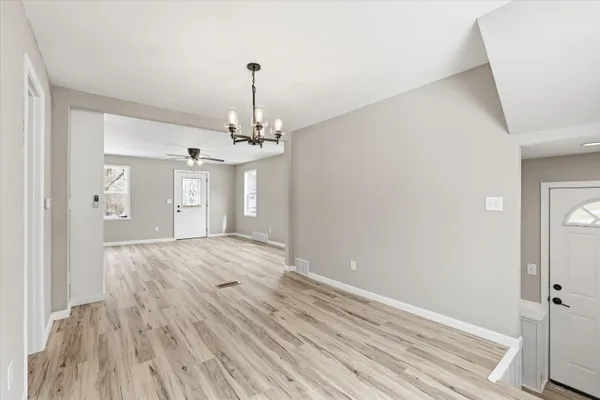 $230,000 | 115 West 4th Street, Manawa, WI 54949