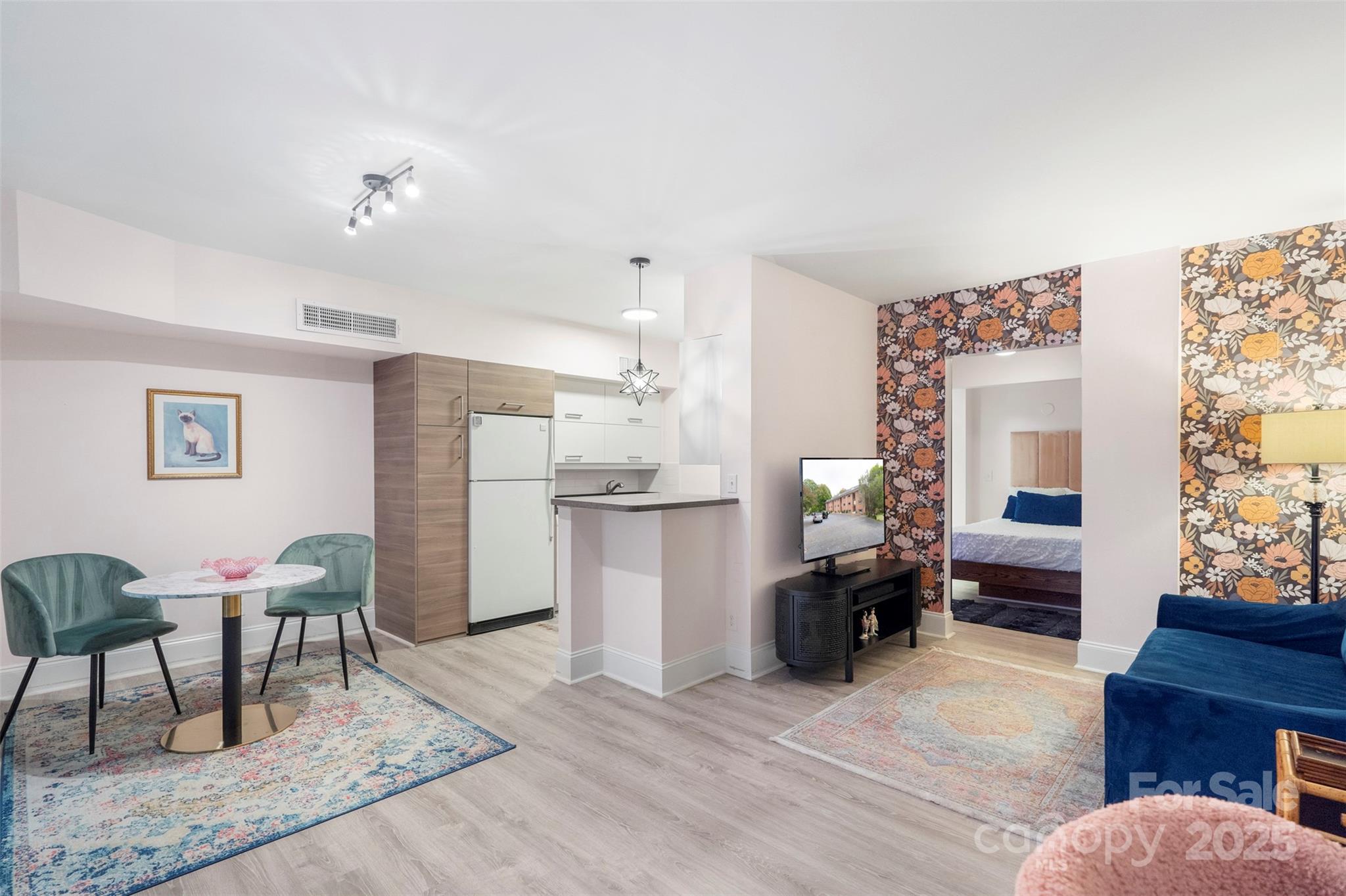400 Queens Road, Unit E5 Charlotte, NC 28207 - Photo 4 of 33 Gallery Image 4