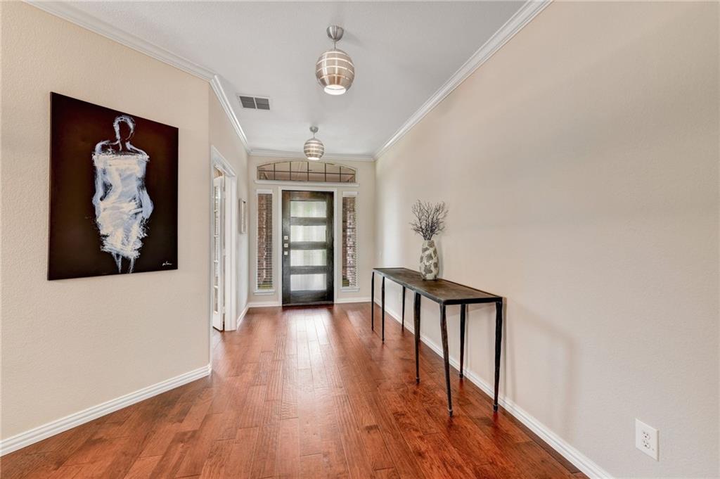 2913 Vacherie Lane, Dallas, TX 75227 Compass