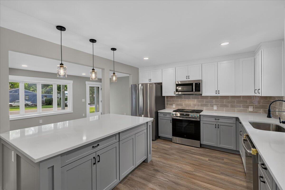 133 County Rd S-18-409 Summerville, SC 29483 - Photo 5 of 25 133 Stephanie Circle