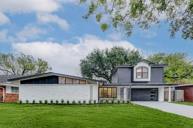 $750,000 | 9219 Timberside Drive, Houston, TX 77025