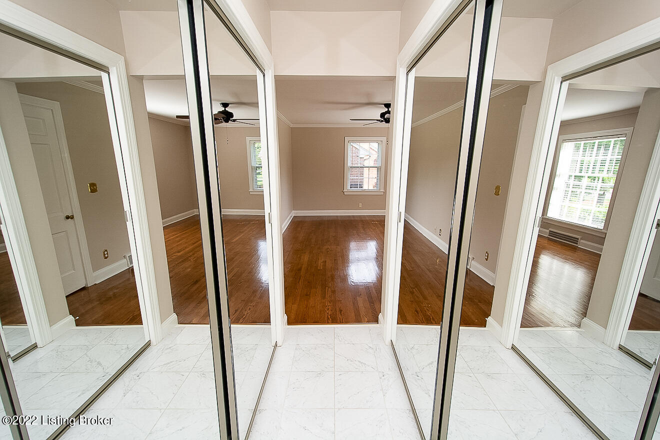 210 North Chadwick Road Louisville, KY 40222 - Photo 22 of 46 Double Closets