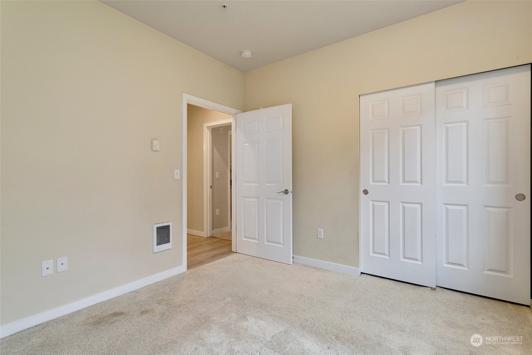 1900 Weaver Road, Unit H101 Snohomish, WA 98290 - Photo 10 of 23 Gallery Image 10