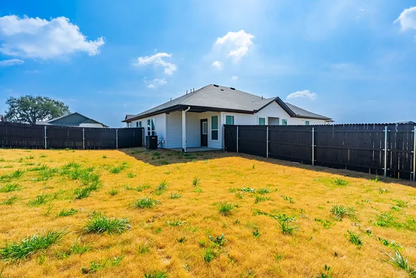 $1,800 | 414 Cross Barn Boulevard, Unit A, Buda, TX 78610