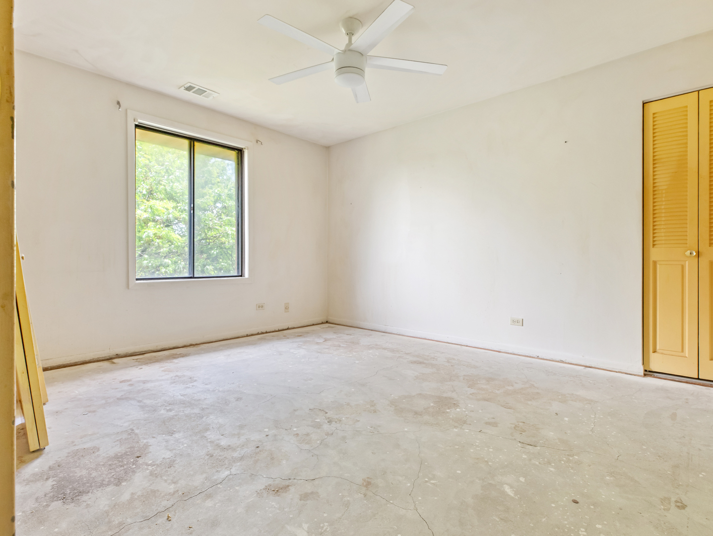 709 79th Street, Unit 404 Darien, IL 60561 - Photo 14 of 15