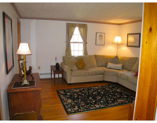 5 Alprilla Farm Road Hopkinton, MA 01748 - Photo 13 of 30 Gallery Image 13