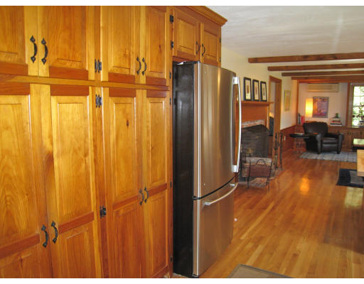 5 Alprilla Farm Road Hopkinton, MA 01748 - Photo 9 of 30 Gallery Image 9