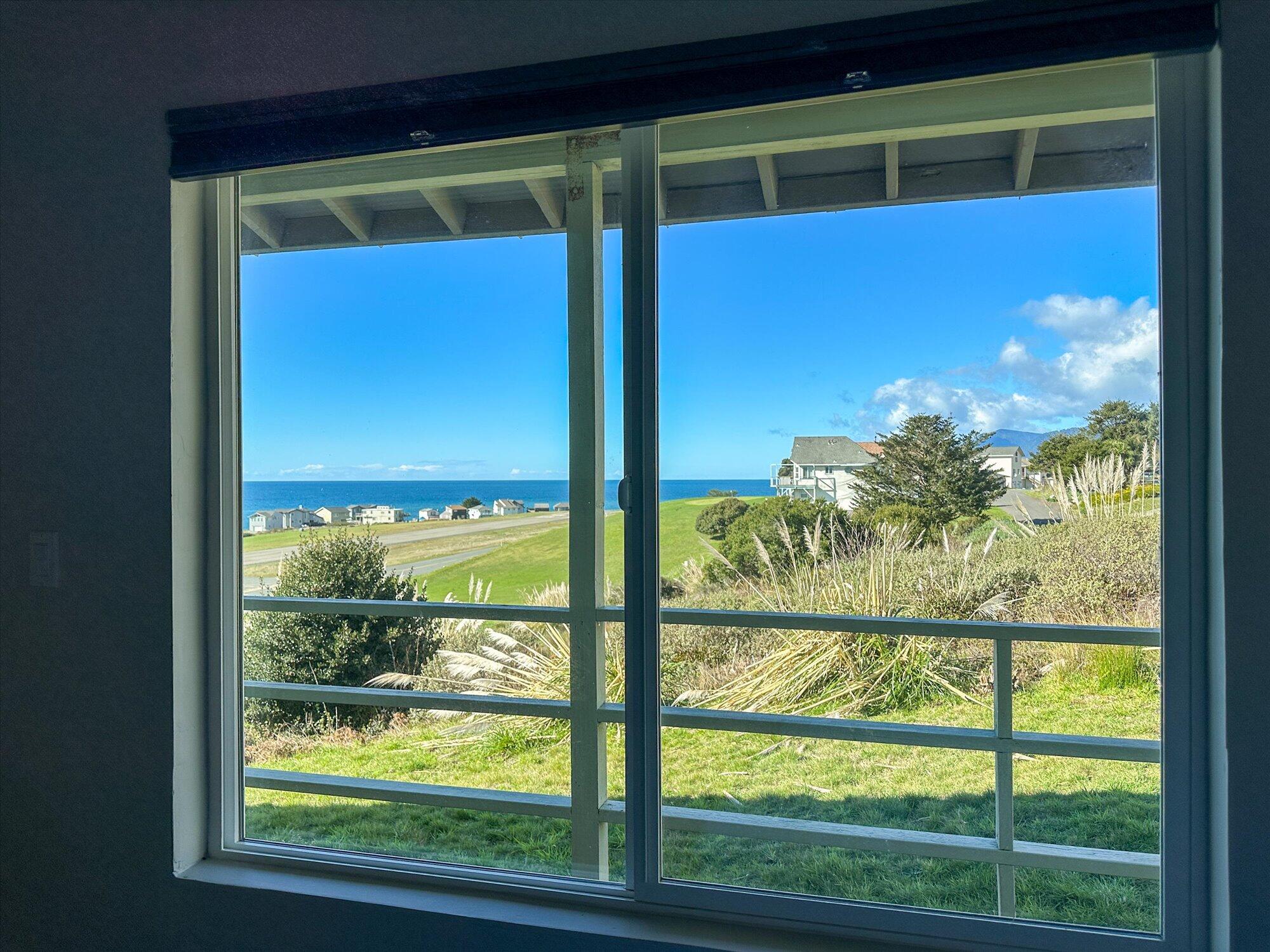 281 Sea View Road Shelter Cove, CA 95589 - Photo 40 of 63 38-281 Sea View-137