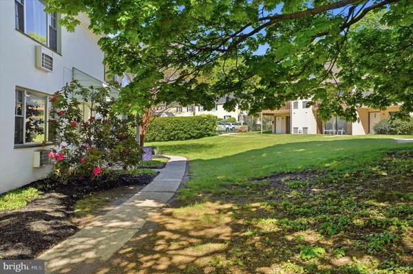 $2,650 | 30 North Waterloo Road, Unit 12, Devon, PA 19333