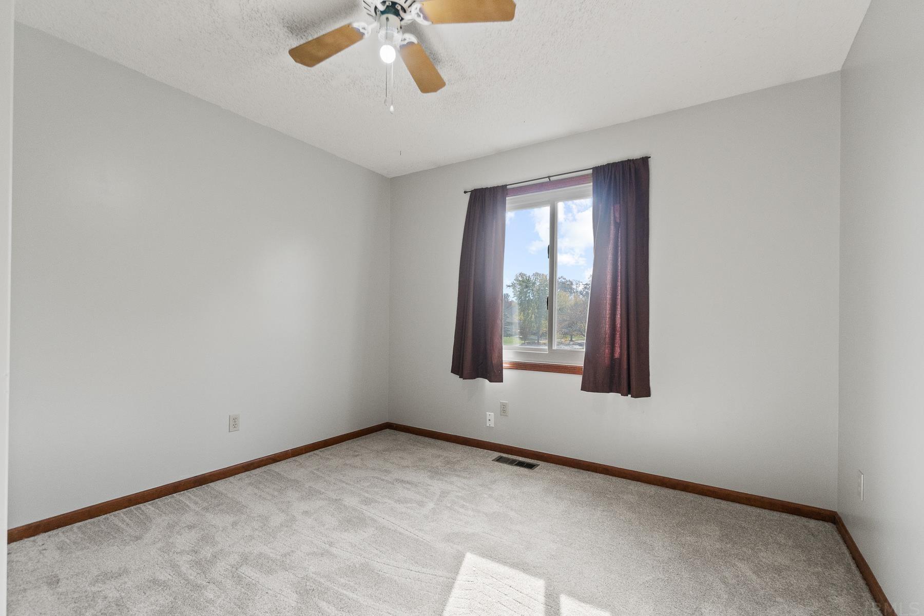 9213 La Bell Place Fort Wayne, IN 46804 - Photo 18 of 36