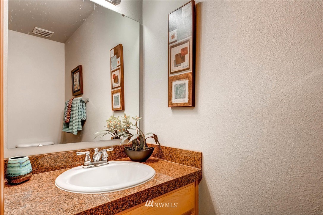 6846 Southeast 5th Street Renton, WA 98059 - Photo 13 of 25