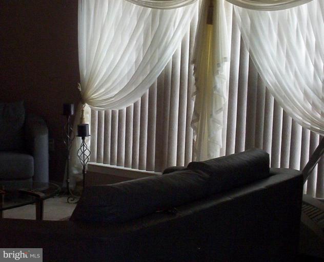 4200 Red Ridge Way, Unit 4200 Randallstown, MD 21133 - Photo 9 of 27 Living Room #3