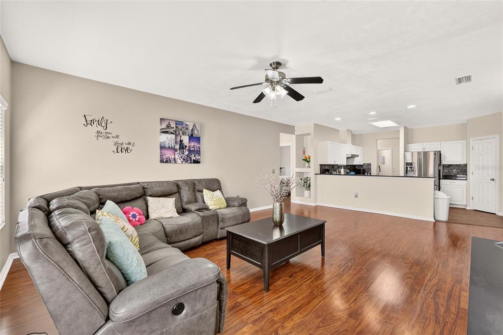 8391 Southwest 75th Road Gainesville, FL 32608 - Photo 3 of 43 Gallery Image 3