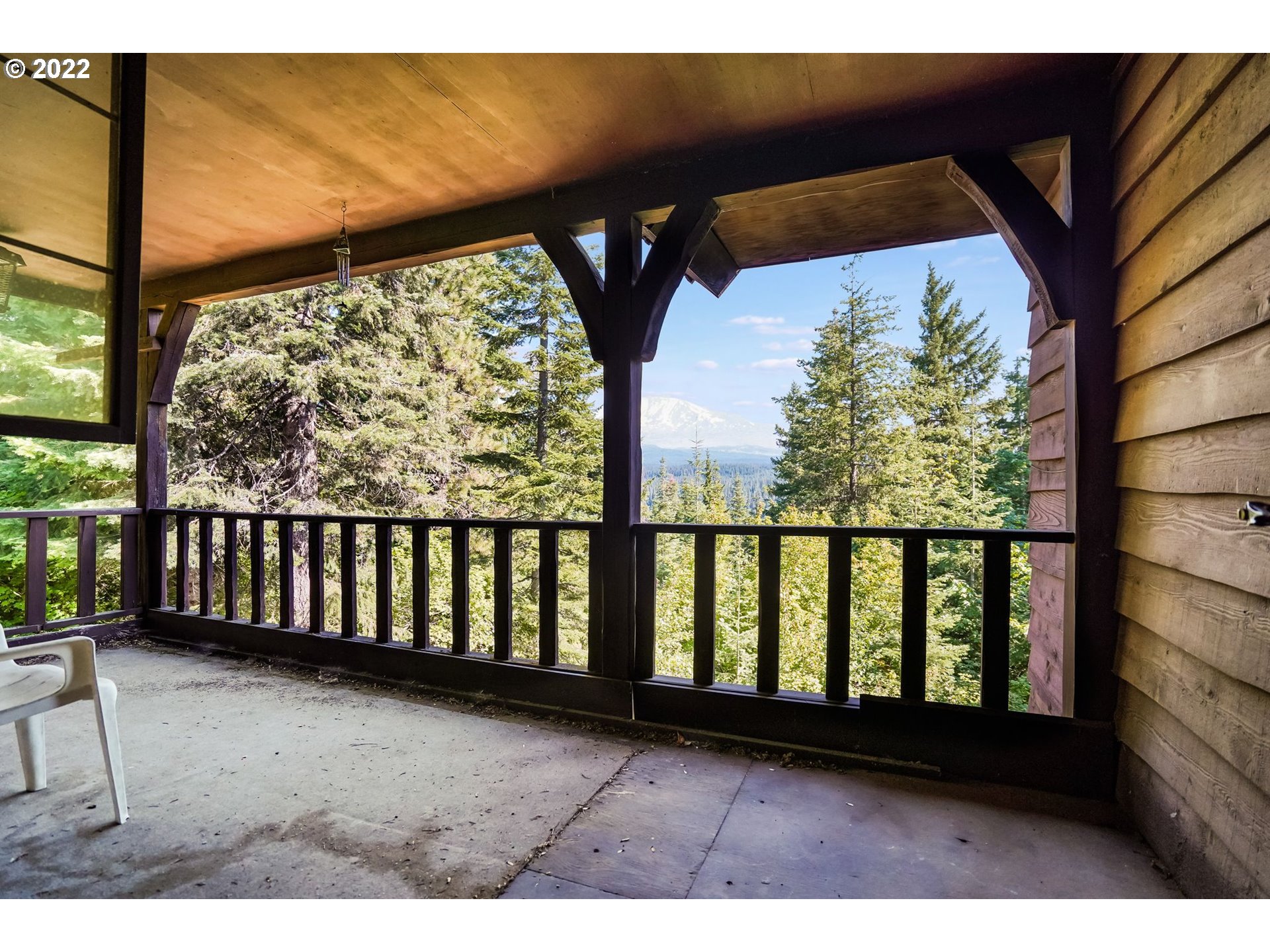 277 Trout Lake Creek Road Trout Lake, WA 98650 - Photo 28 of 35 a view of balcony with furniture