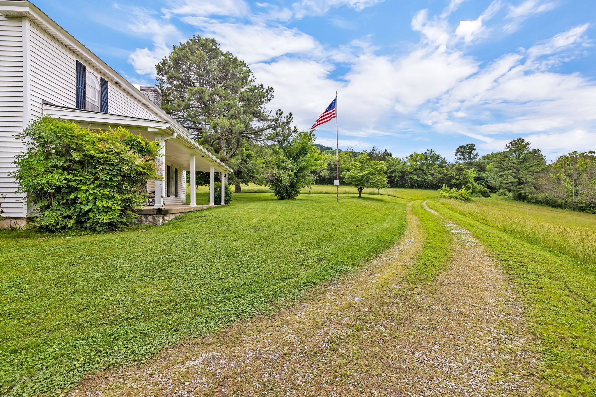 9591 Clovercroft Road Franklin, TN 37067 - Photo 5 of 70