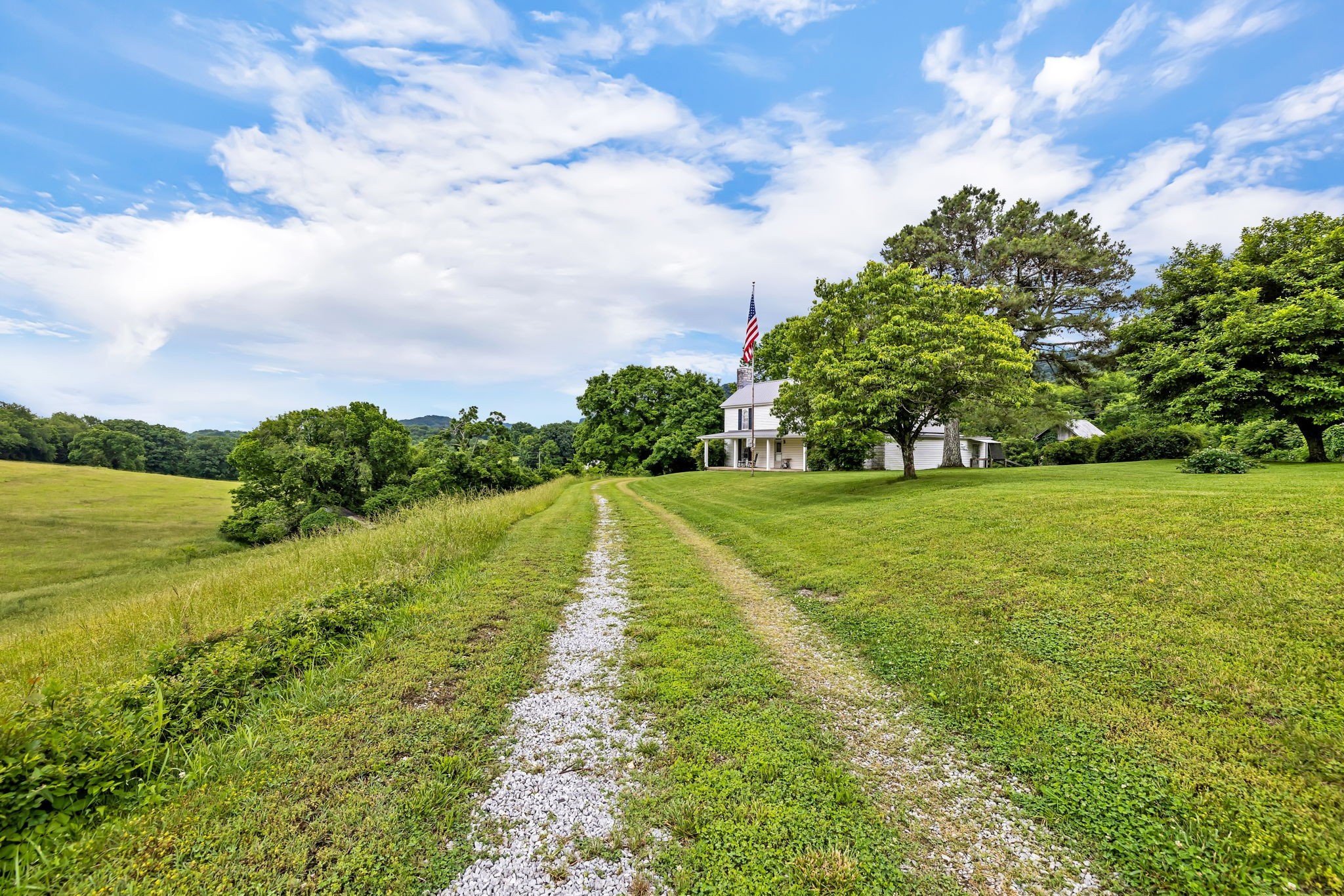 9591 Clovercroft Road Franklin, TN 37067 - Photo 10 of 70