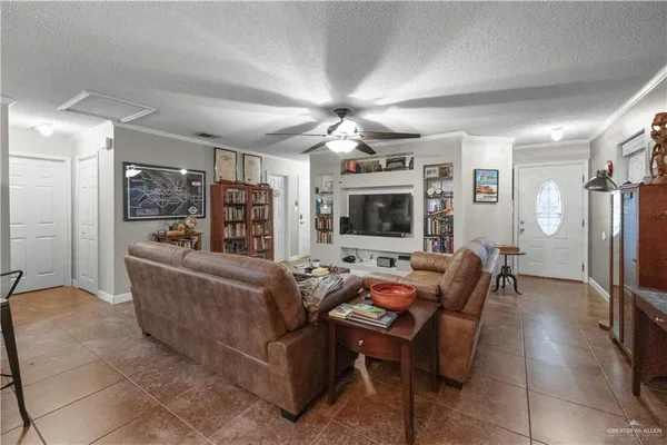 $1,400 | 1901 West Roosevelt Street, Weslaco, TX 78599