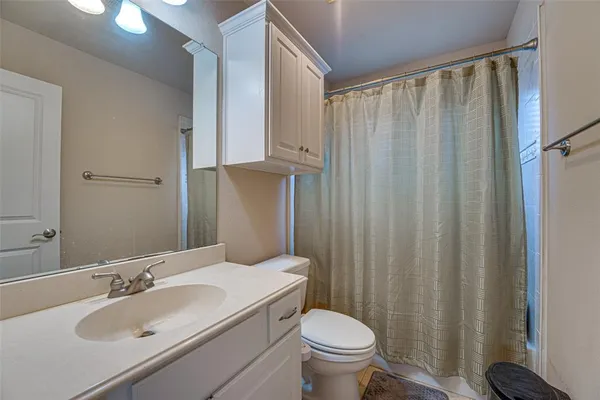 $3,200 | 14 Center Court, Heath, TX 75032