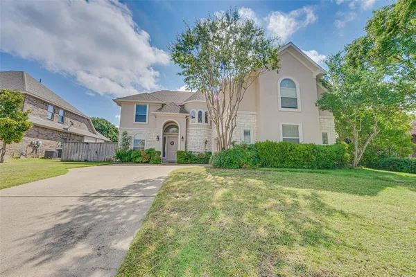 $3,200 | 14 Center Court, Heath, TX 75032