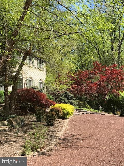 7 Jericho Mountain Road Newtown, PA 18940 - Photo 3 of 39