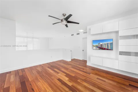$570,000 | 7270 Southwest 88th Street, Unit B519, Miami, FL 33156