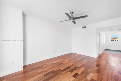$570,000 | 7270 Southwest 88th Street, Unit B519, Miami, FL 33156