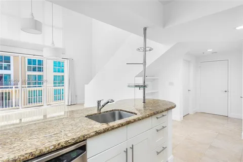$570,000 | 7270 Southwest 88th Street, Unit B519, Miami, FL 33156