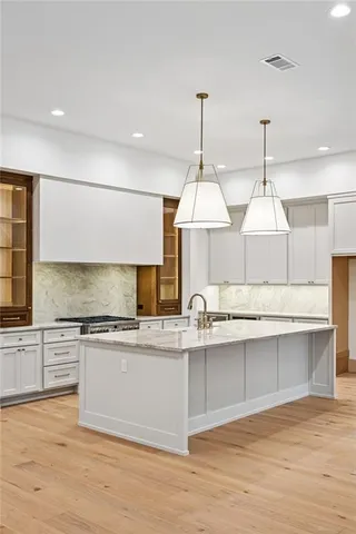 $949,000 | 4276 Cypress Point Drive, Covington, LA 70433