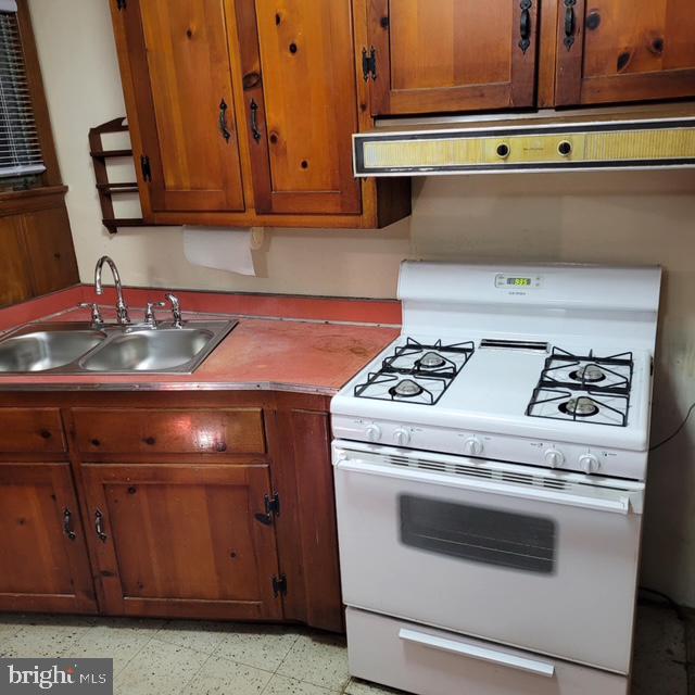 10376 Claiborne Road Claiborne, MD 21624 - Photo 22 of 56 New stove added to Kitchen