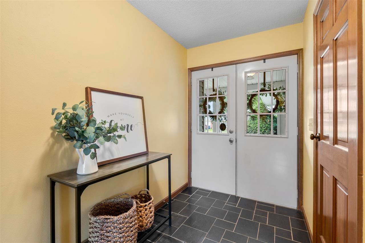 140 Country Club Road Williamsburg, IA 52361 - Photo 2 of 31 Gallery Image 2