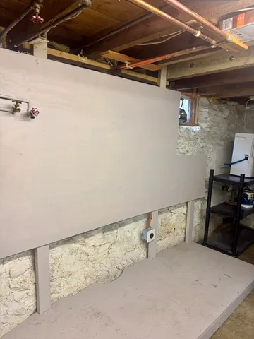 a view of utility room